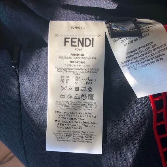 Authentic Fendi Midi Pencil Skirt Size 38 Wool Silk Blend Red Black Block Design - Picture 8 of 13